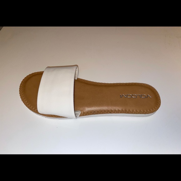 VOLCOM sandals 🏖☀️ - Picture 2 of 3